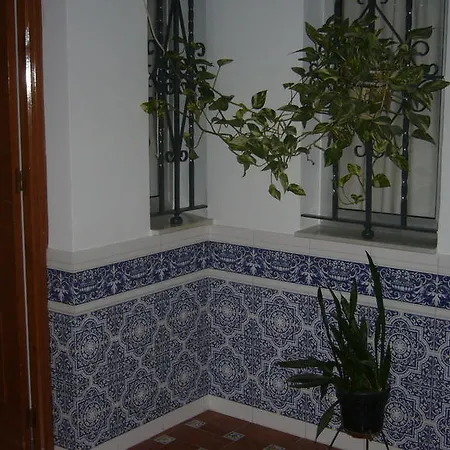 Isidro Guest house